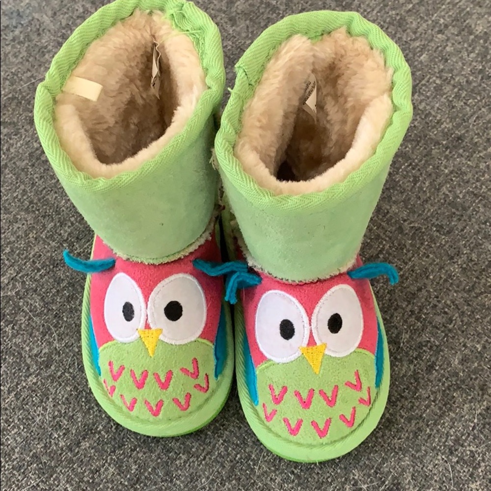 Brand new toddler boots! Fuzzy!